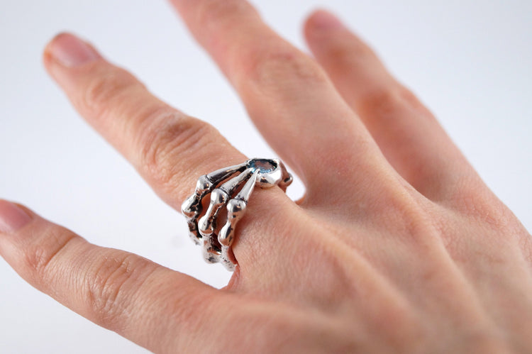 Bird Claw Ring - Magic Soul Ring Aquamarine stone Nerd Engagement Geekery Gamer Video Game Attack Jewelry Bird Dark Dragon Claw 216
