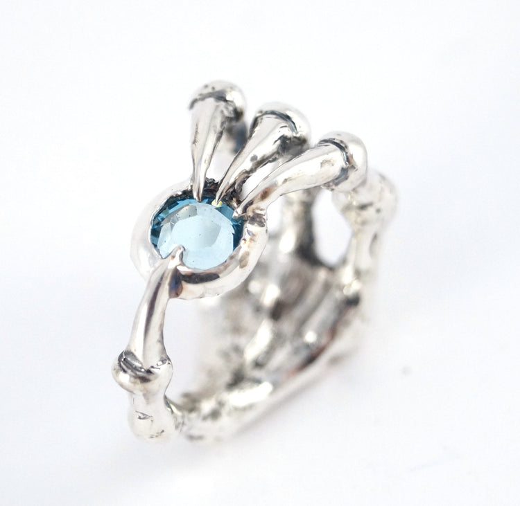 Bird Claw Ring - Magic Soul Ring Aquamarine stone Nerd Engagement Geekery Gamer Video Game Attack Jewelry Bird Dark Dragon Claw 216