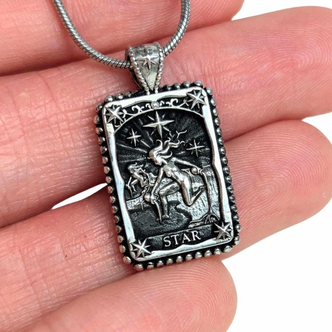 STAR Card Tarot Pendant - Tarot Aesthetic Tarot Card Tarot Spread Tarot Card Meaning