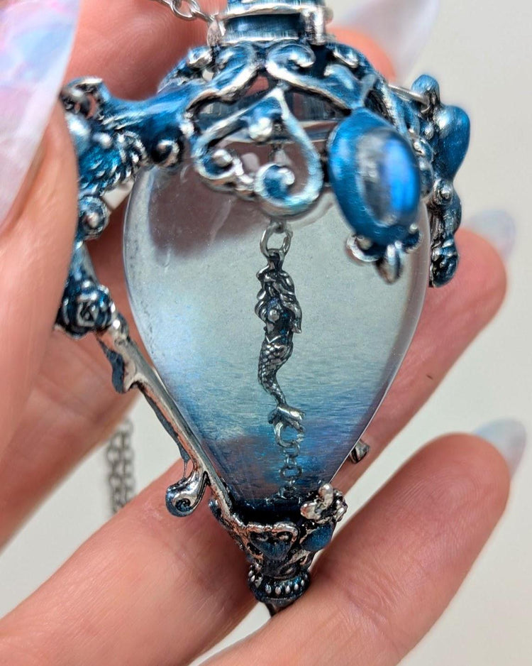 Chapter 1: Mermaid Meluna, The Sanctuary Collection 