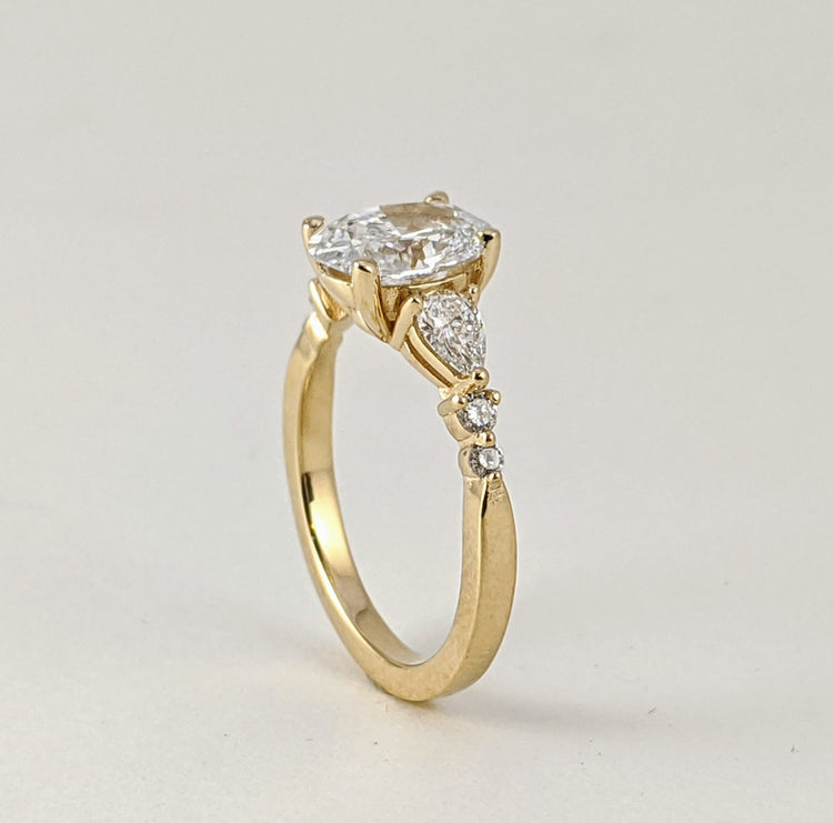 Disney Princess Certified 1ct Lab Grown Oval and pear Shaped Diamonds Yellow Gold Engagement Ring Teardrop Unique Vintage Art Deco Handmade