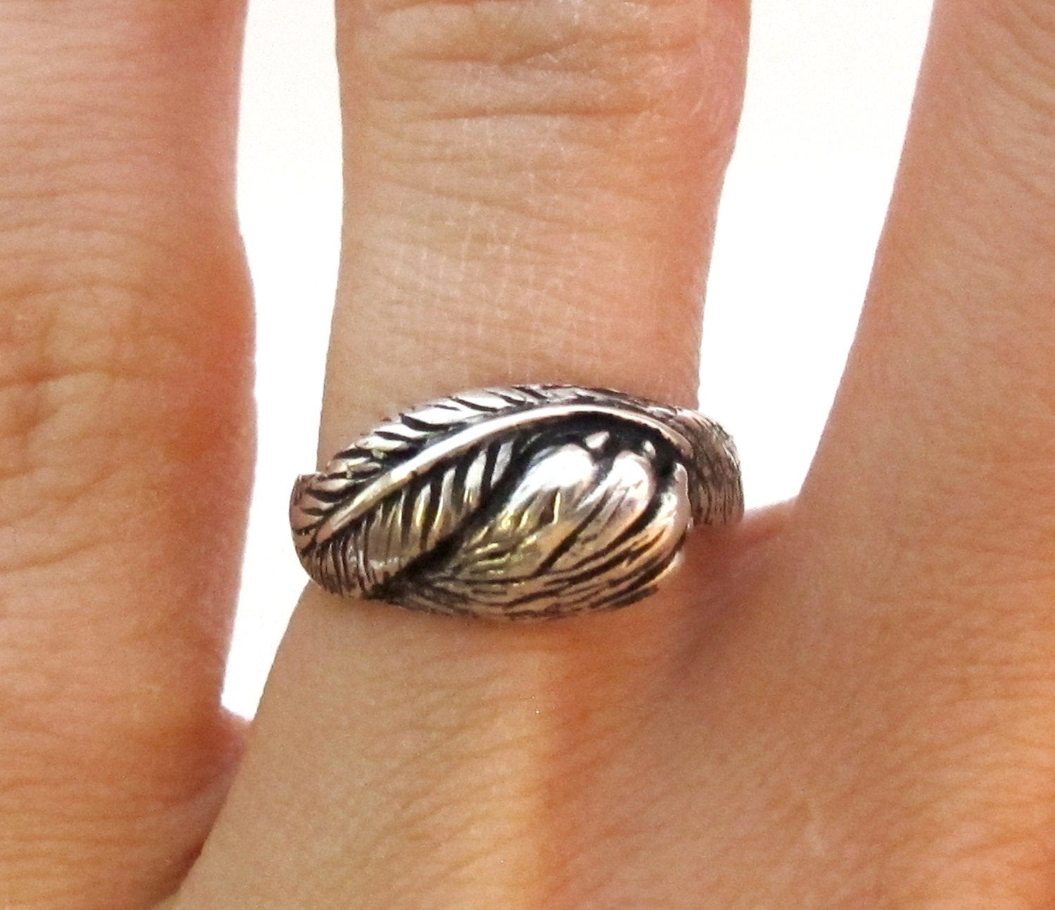 Fur and Feather Ring - Wolf Paw and Crow Feather - Silver Personalized Ring - Choose your Animal Paw - Dog or Cat - Custom Ring, Rickson 143